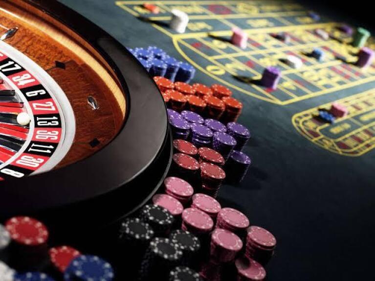 famous-casino