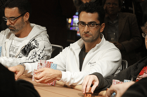 Antonio Esfandiari