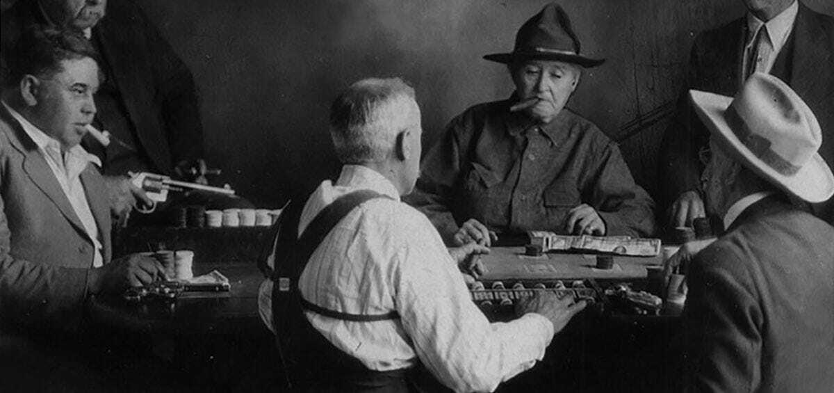 Archival photo of Poker Alice Tubbs, a rare female gambler in the Old West who thrived by adapting to a male-dominated world.
