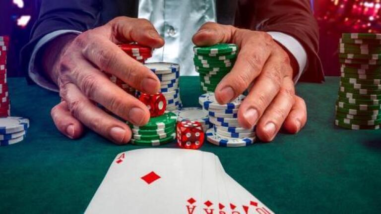 famous-online-poker-stars-their-biggest-wins